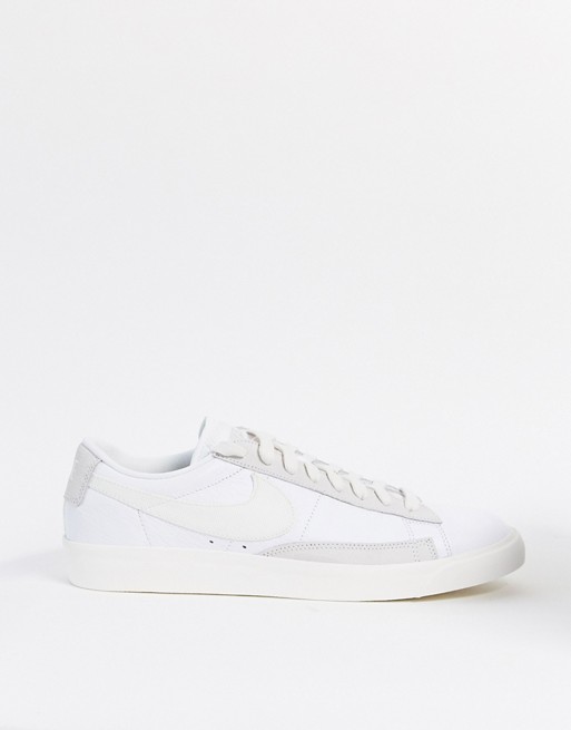 Nike Blazer Low Leather trainers in white/sail