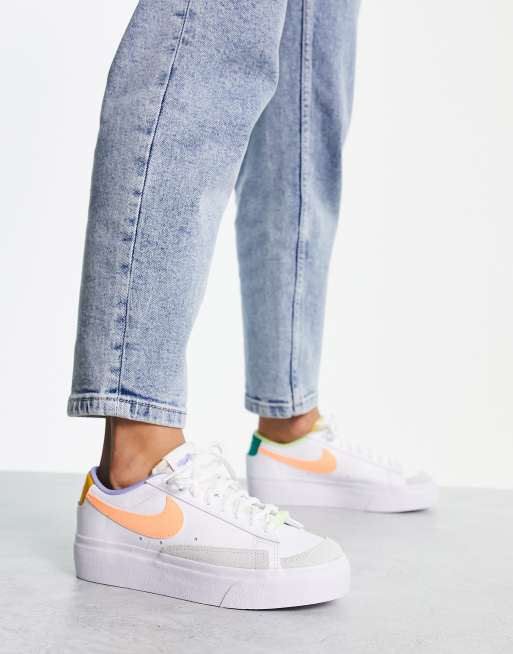 Articulatie Benodigdheden strelen Nike Blazer Low Platform sneakers in white and multi | ASOS