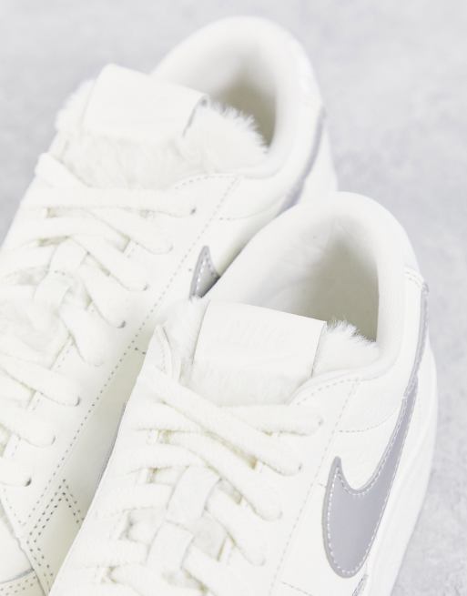 Nike blazer low clearance cream