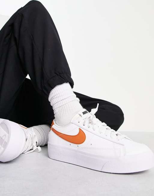 Nike blazer 2024 low metallic