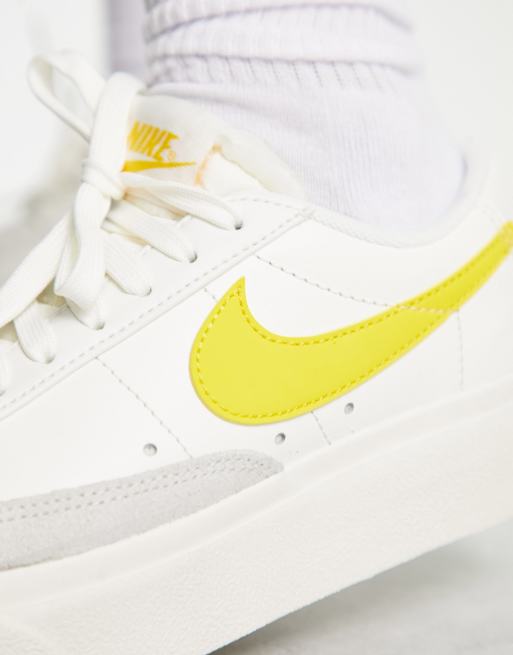 Nike blazer basse giallo online