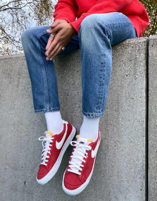 Nike blazer shop university red