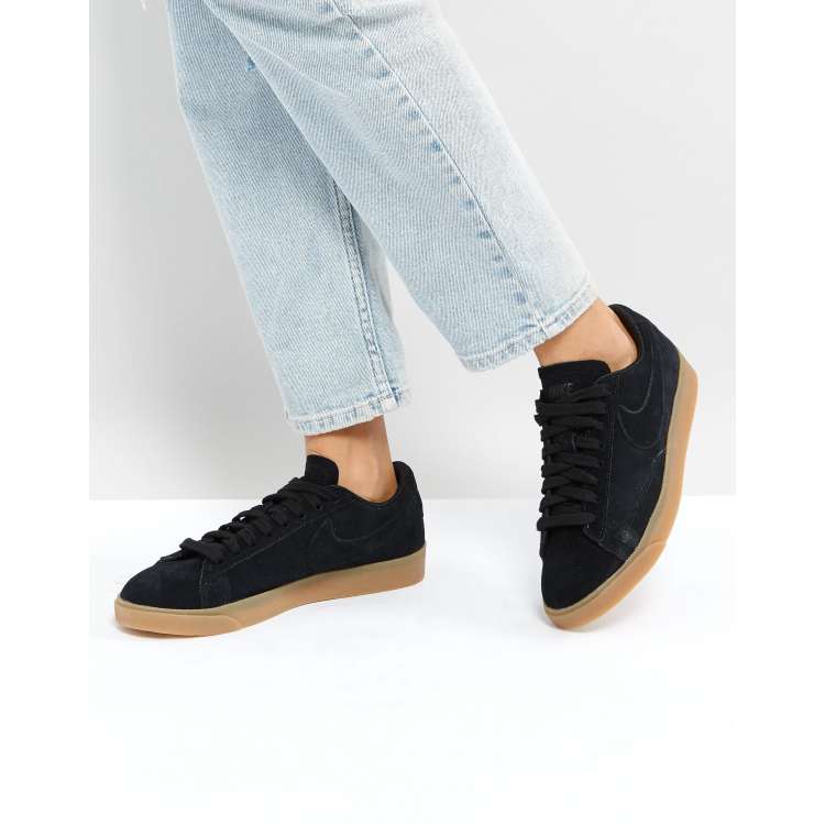 Nike black hot sale suede