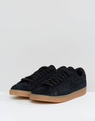 nike blazer low gum sole