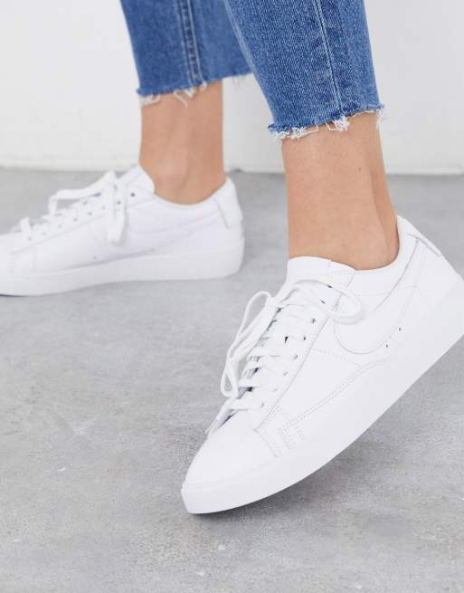 lelijk collegegeld Bot Nike Blazer Low white sneakers | ASOS