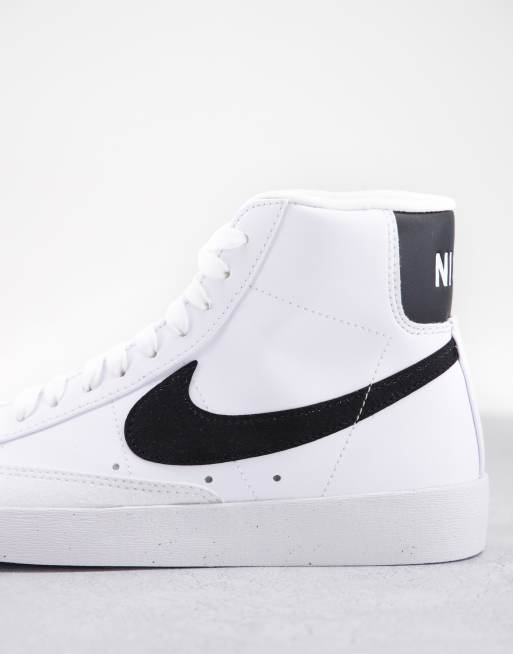 Nike Blazer Mid 77 Baskets mi hautes Noir et blanc WHITE