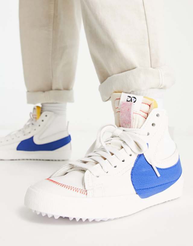 Nike Blazer Mid '77 Jumbo sneakers in white and blue