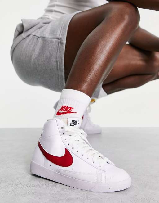Nike - Blazer Mid '77 Next - Sneakers i hvid og rød