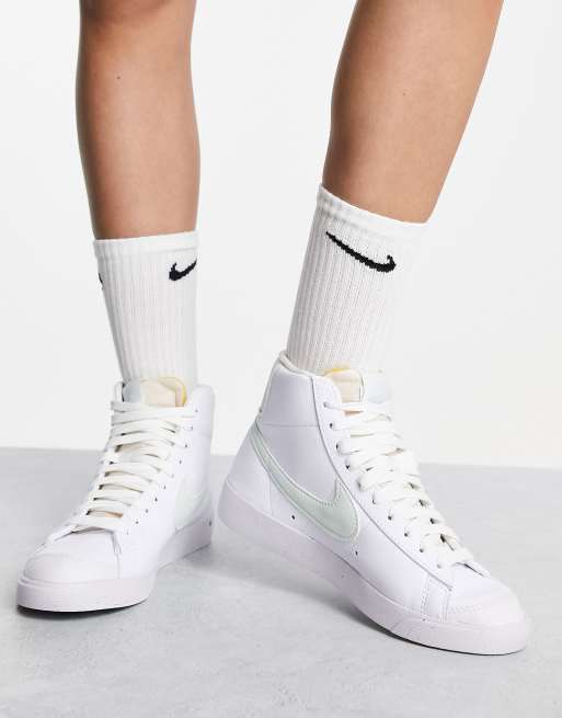 nike blazer mid '77 next nature white/barely green