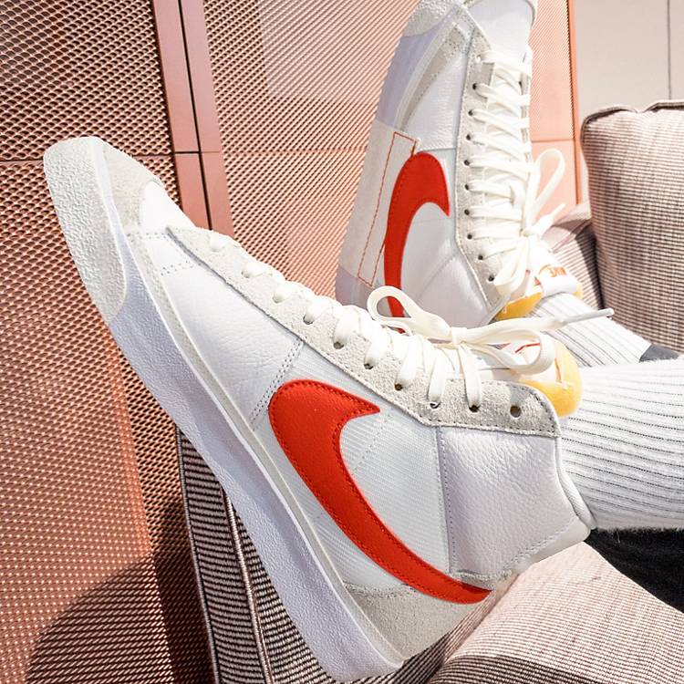 pijp Verder Drank Nike Blazer mid '77 pro club trainers in white and red | ASOS