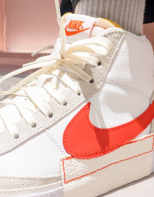 Nike – Blazer – Mid '77 Pro Club – Vita och röda sneakers, 2 av 4