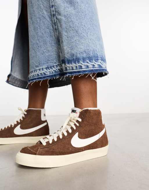 Nike Blazer Mid '77 sneakers in vintage brown