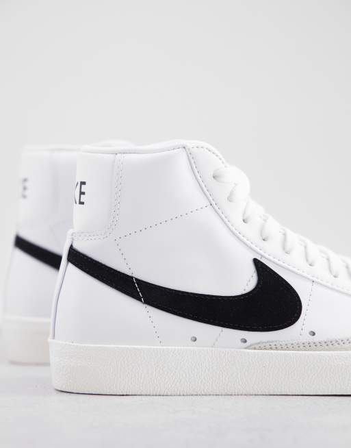 White nike shop blazers mid