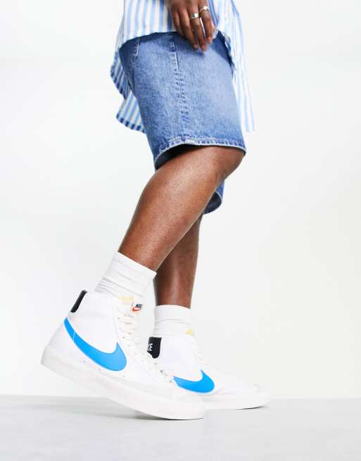 Nike Blazer Mid 77 Sneakers in wit en foto blauw ASOS