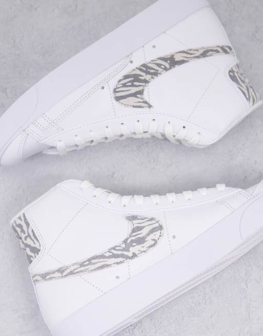 Nike - Blazer Mid '77 - Sneakers in wit en zebraprint