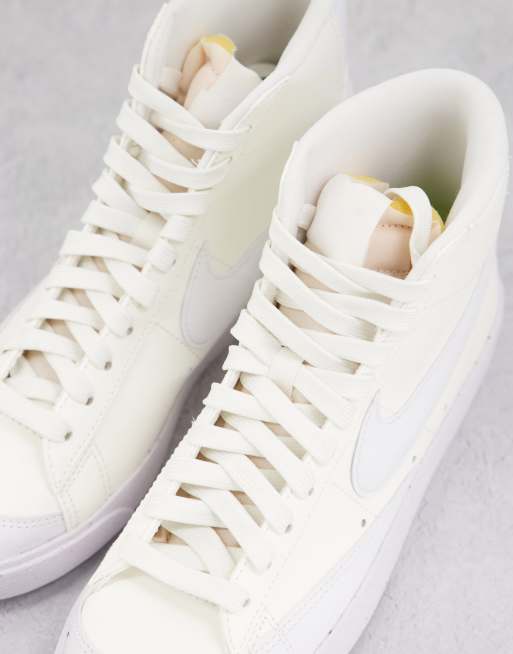 Nike on sale blazer cream