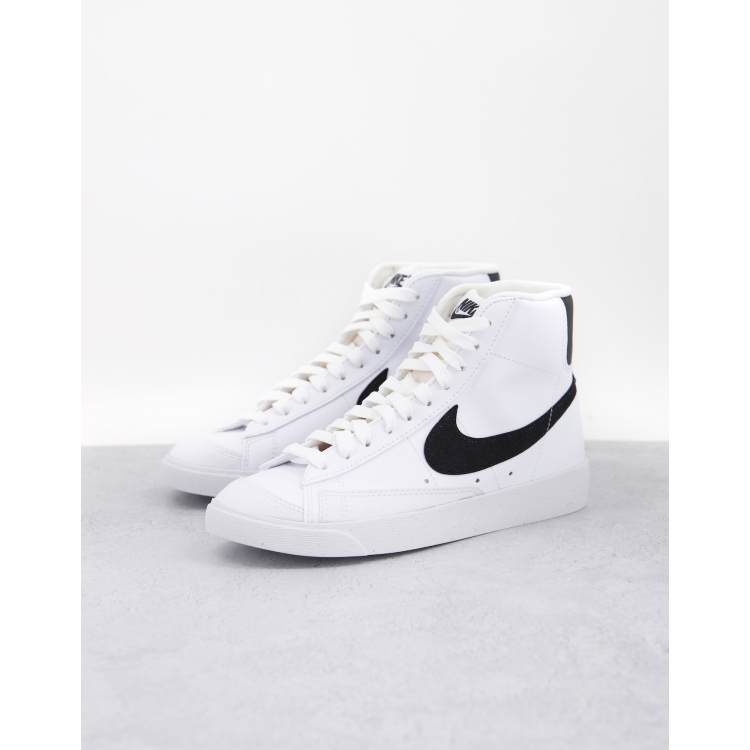 White nike top with black sale tick