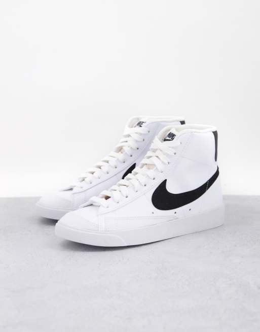 Nike blazer trainers sales in white and black