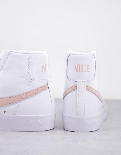 Nike sales blazer coral