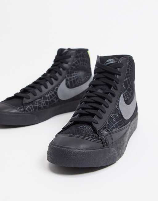 Nike Blazer Mid '77 Vintage SE Halloween glow in the dark trainers in ...