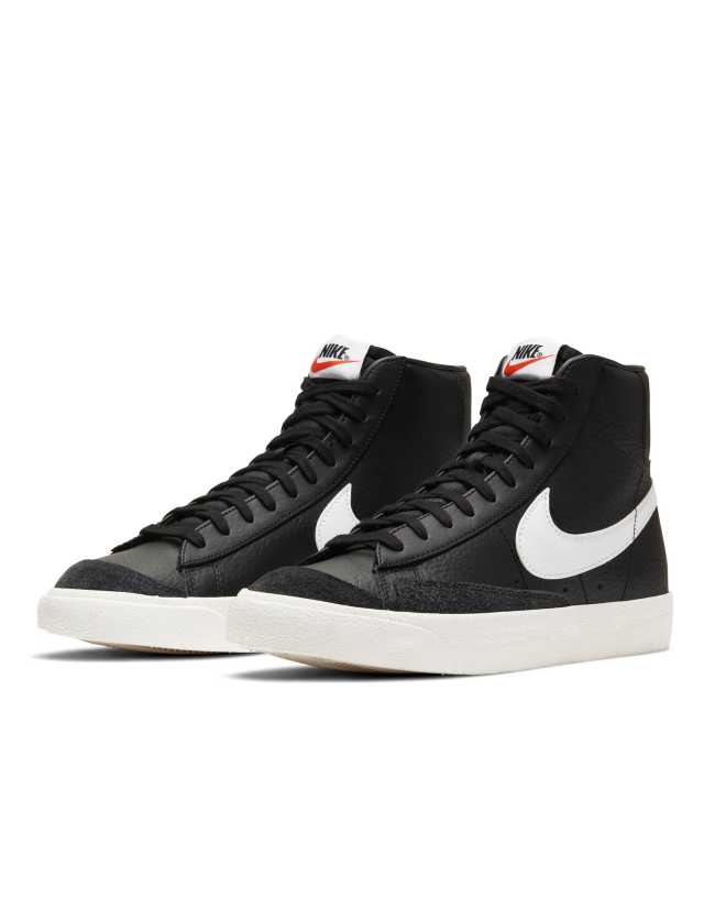 Nike Blazer Mid '77 Vintage sneakers in black and white 1