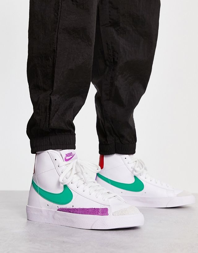 Nike Blazer Mid '77 Vintage sneakers in white and green - WHITE