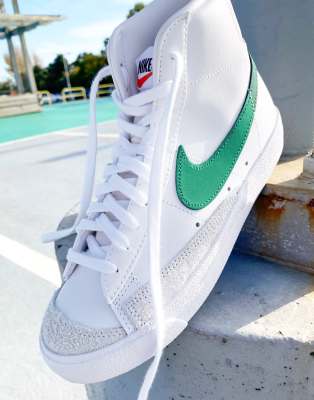 nike blazer uncomfortable