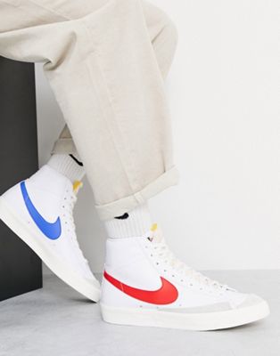 NIKE BLAZER MID '77 VINTAGE SNEAKERS IN WHITE WITH RED/BLUE SWOOSH