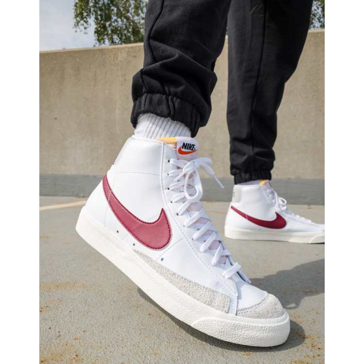 Perla Controlar Descomponer Nike Blazer Mid '77 vintage trainers in white and beetroot red | ASOS