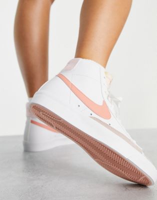 Nike Blazer Mid '77 Vintage trainers in white and madder root pink