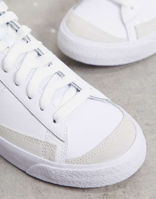 Nike – Blazer Mid '77 – Vita och gula sneakers, 3 av 4