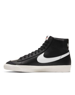 Shop Nike Blazer Mid '77 Vntg Sneakers In Black/white