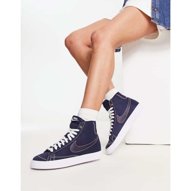 Nike canvas outlet high tops