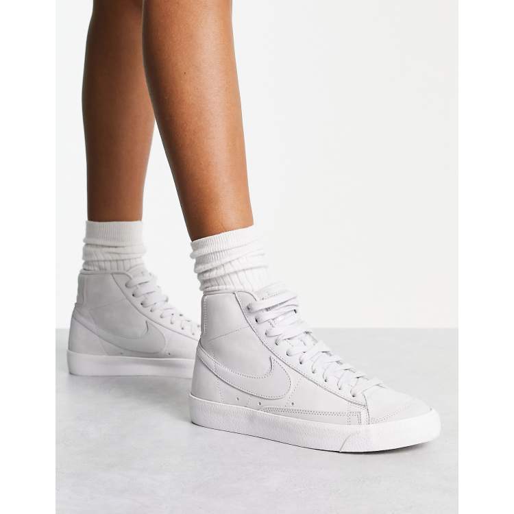 Blazer-mid-premium-women's-shoe outlet