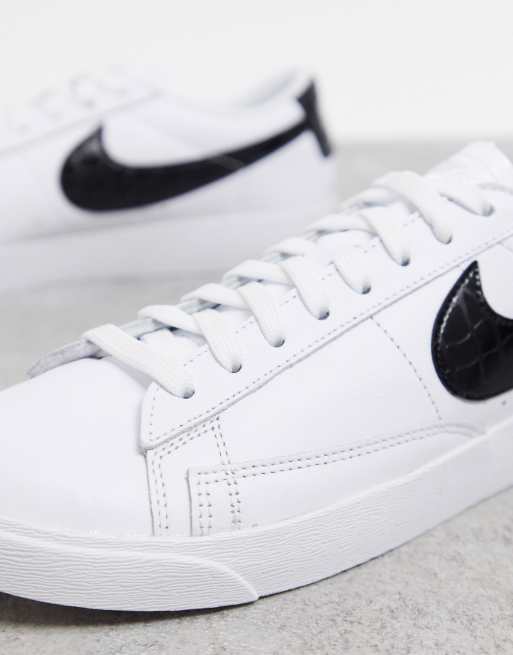 Nike blazer basse outlet bianche