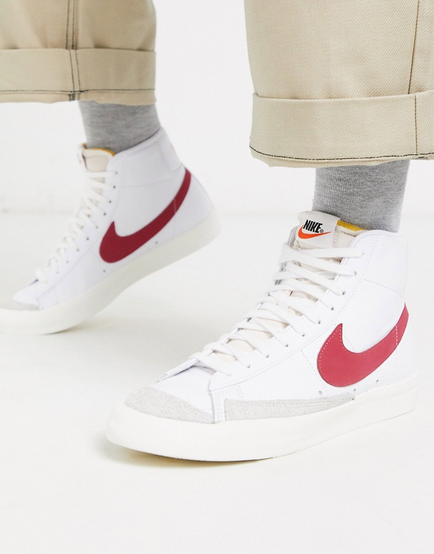 Nike - Blazer - Sneakers medie anni  '77 bianche e rosse-Bianco