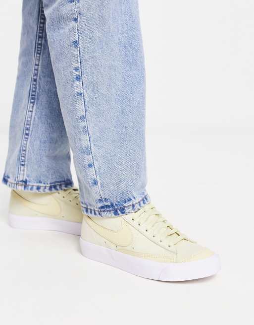 Nike blazer blue and sales yellow