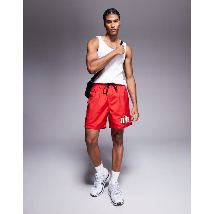 206441215-1-red?$n_750w$&wid=