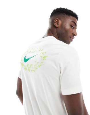 Nike Blooming Logo T-shirt