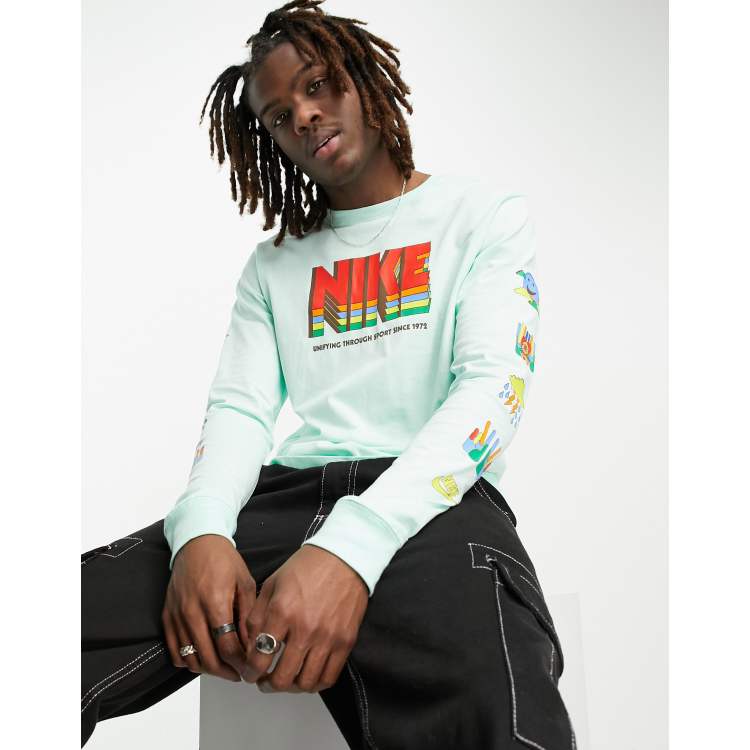 Peuter doorboren Glimmend Nike bold color chest graphic long sleeve T-shirt in mint | ASOS