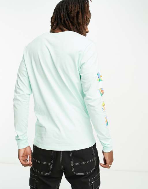 Nike Bold Color Chest Graphic Long Sleeve T-Shirt in mint-Green