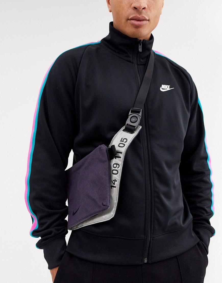 Nike - Borsa a tracolla tecnica grigia con rovescio argento-Grigio