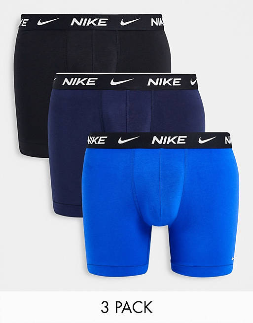 Nike – Boxershorts aus elastischer Baumwolle im 3er-Pack in Schwarz/Marine/ Blau | ASOS