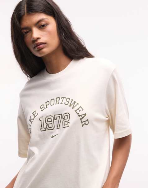 Nike boxy varsity graphic t-shirt in cream