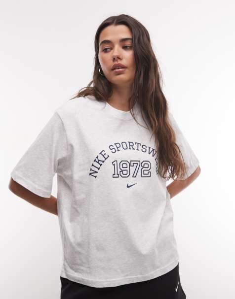 Nike boxy varsity graphic t-shirt in light grey - view 1