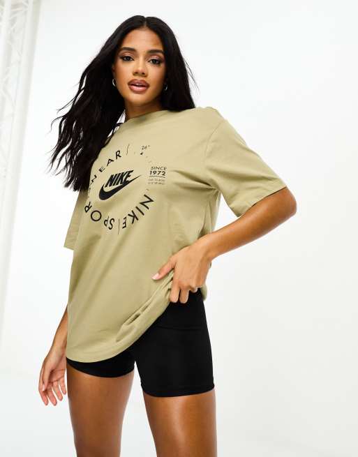 Asos nike boyfriend t shirt best sale