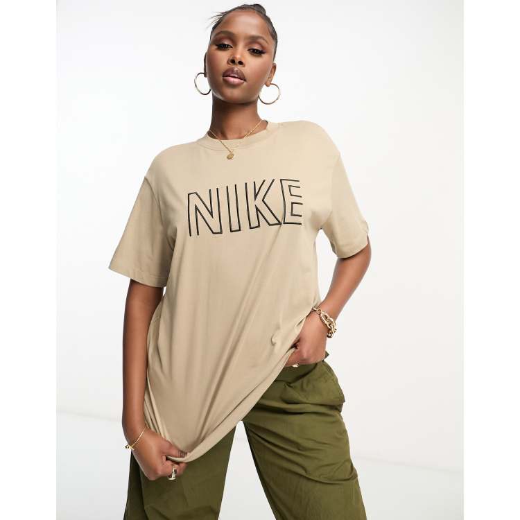 Nike boyfriend fit t shirt in khaki