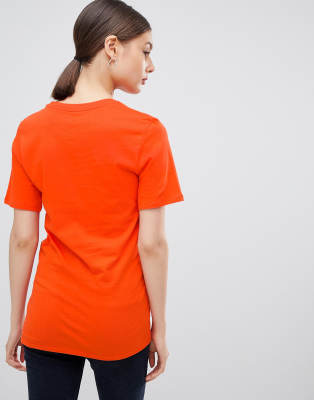 nike boyfriend t shirt orange