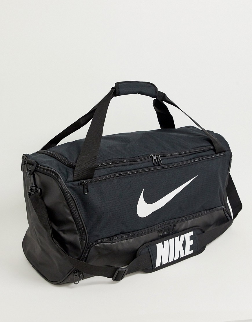 Nike Brasilia medium flight bag in black