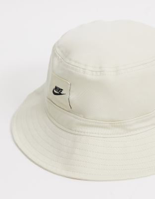 nike bucket core